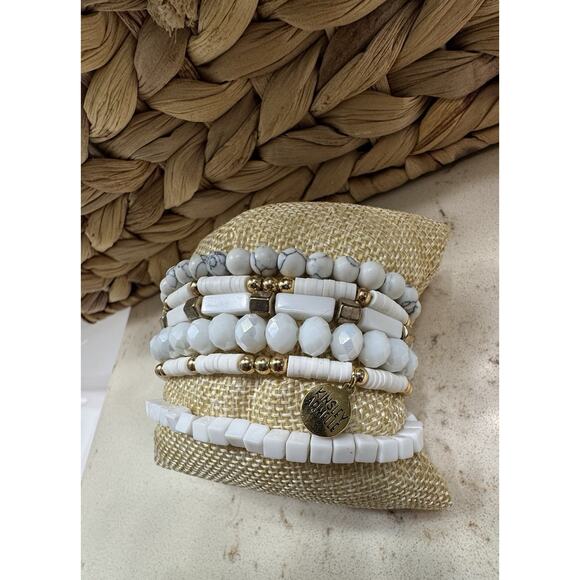 Kinsley Armelle Bracelets Set Of 6 White Gold Beads Stretch Standard Size - Picture 2 of 4